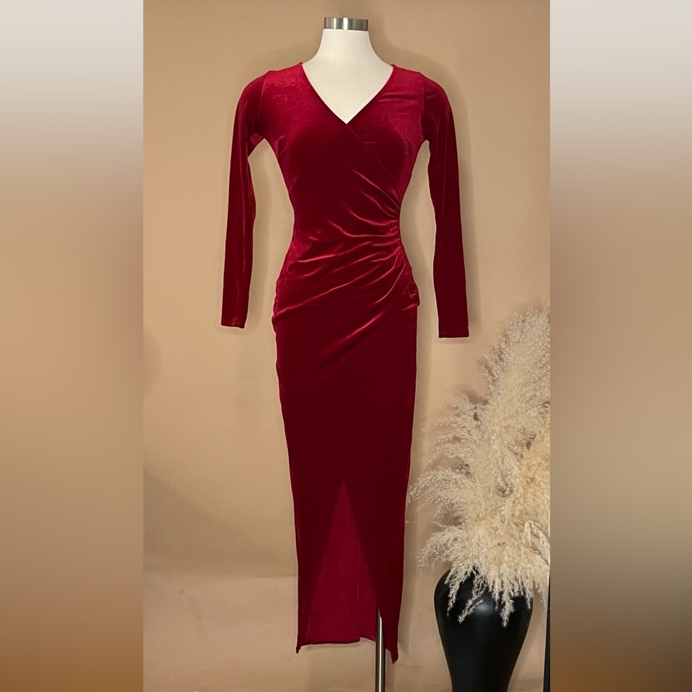 Fashion Nova Red Velvet Bodycon Dress Long Sleeve Side Slit Small